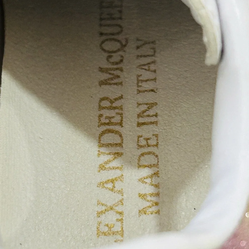 Alexander McQueen alexander mcqueen